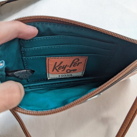 Fossil Polka Dot Wristlet Orange Key-per Wallet - Picture 5 of 10